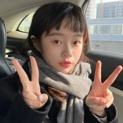 推动摇篮的手